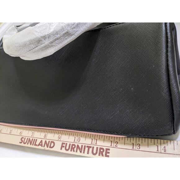 RARE Mary Kay Loly In The Sky Heart Print Colorblock Pink/Black Shoulder Purse - Picture 4 of 6